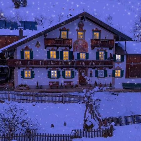 Haus Holler Lägenhet Wallgau Exteriör bild