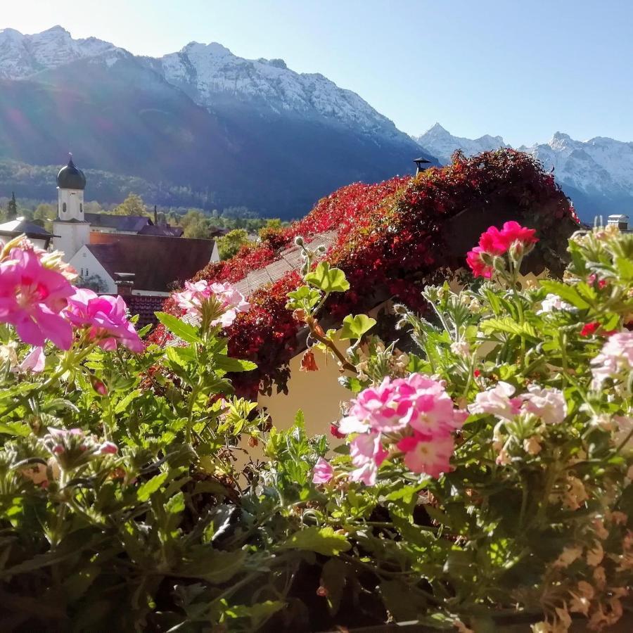 Haus Holler Lägenhet Wallgau Exteriör bild