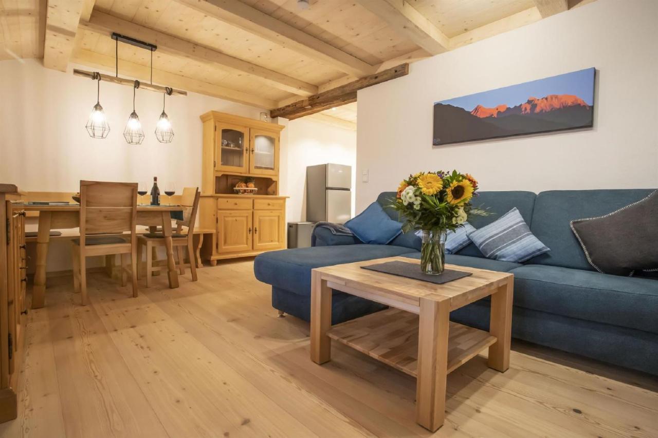 Haus Holler Lägenhet Wallgau Exteriör bild