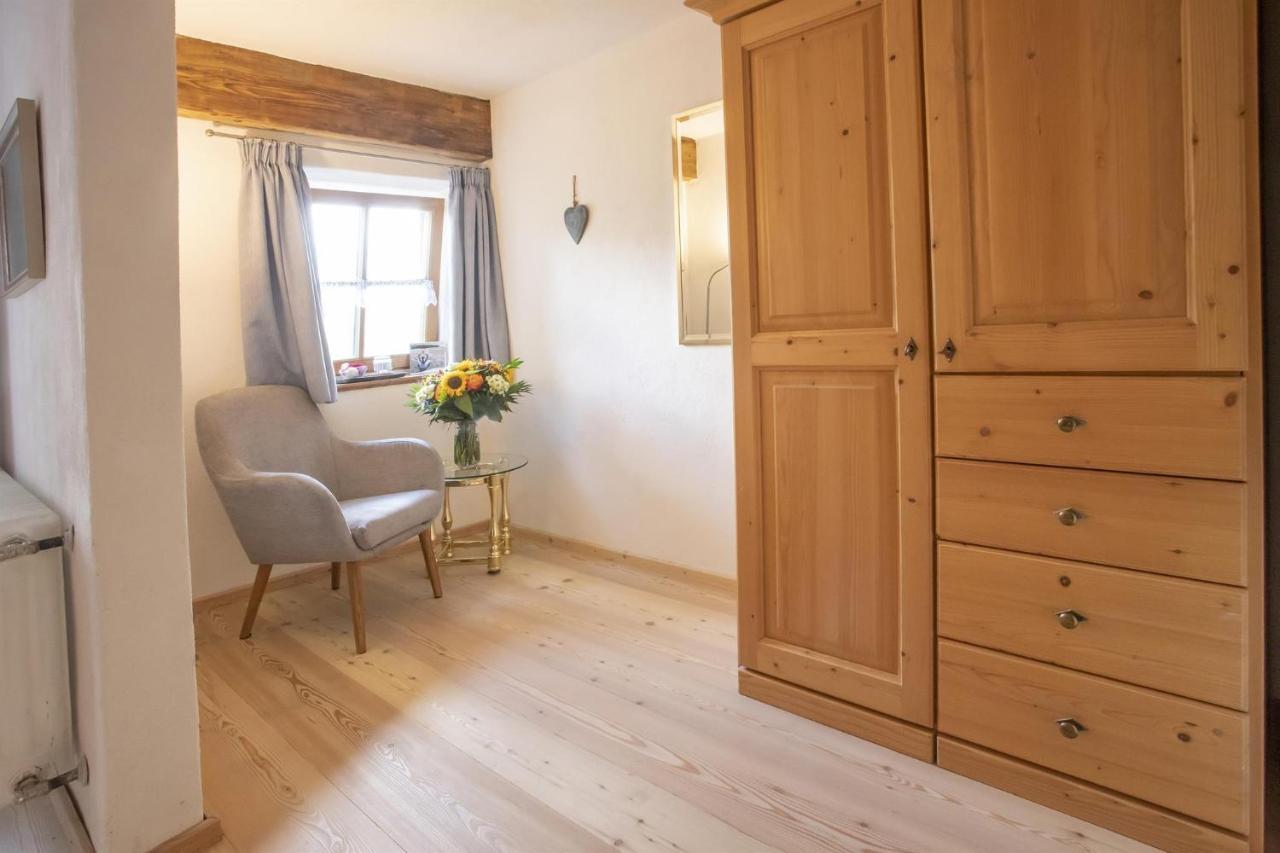 Haus Holler Lägenhet Wallgau Exteriör bild