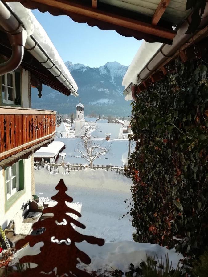 Haus Holler Lägenhet Wallgau Exteriör bild